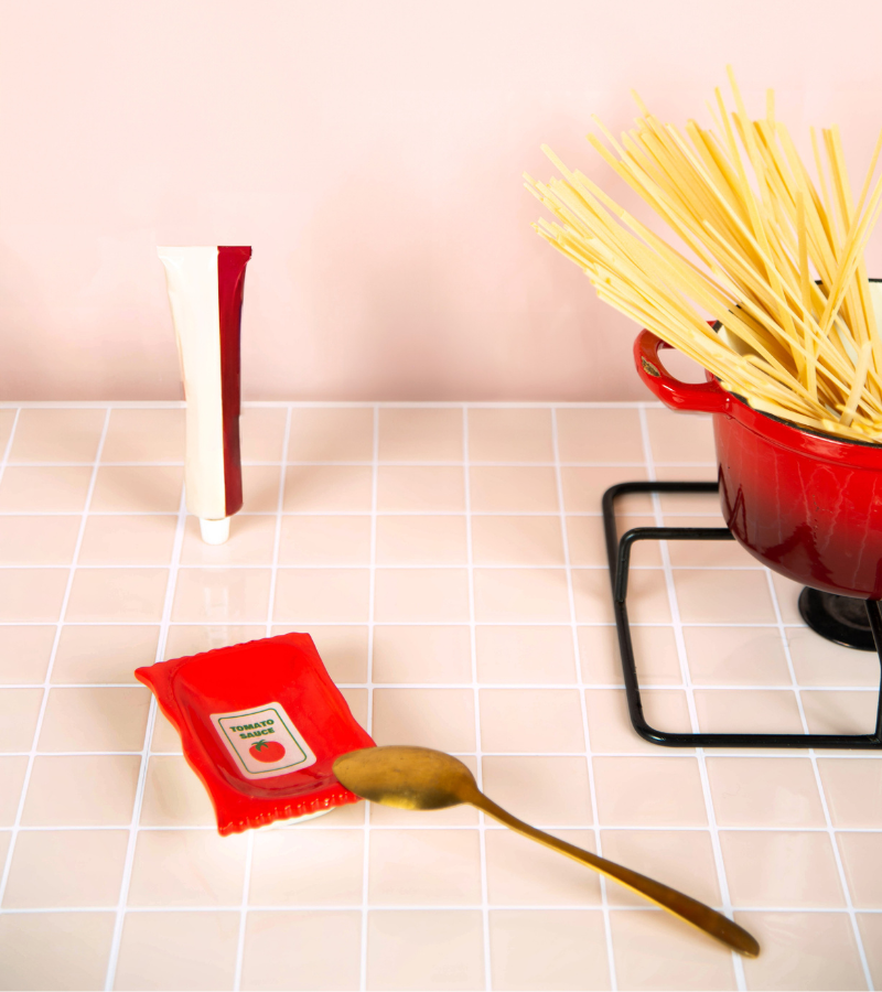 L'expressionist - Wholesale Decorative Tabletop Object - Ketchup pocket emptier1