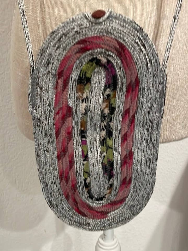 Marmoreret blandet tekstiler crossbody reb taske for engroshandel hos Sow's Ear