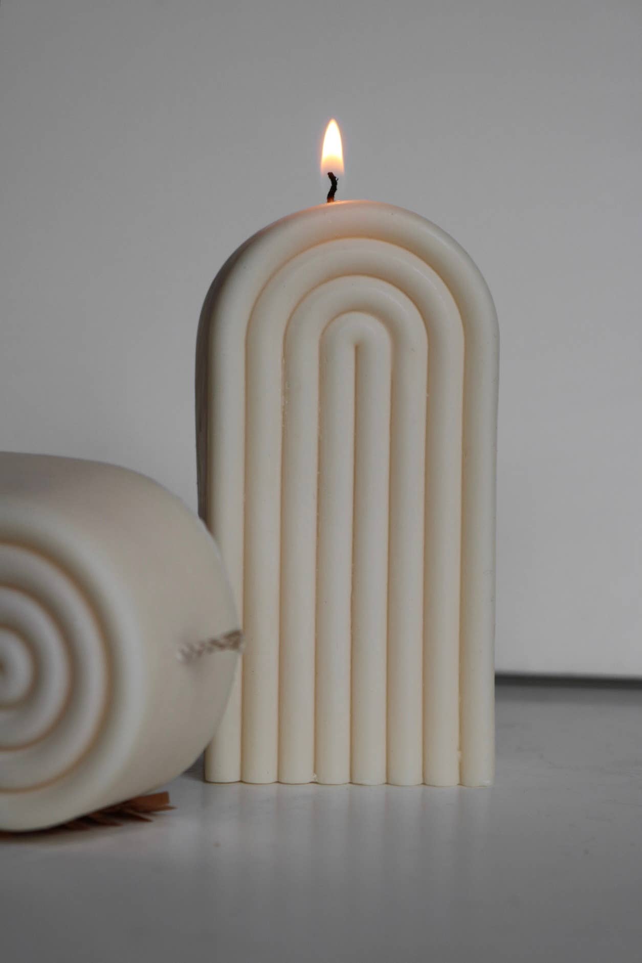 Mae Fleur - Wholesale Novelty Candle - Rainbow Arch candle1