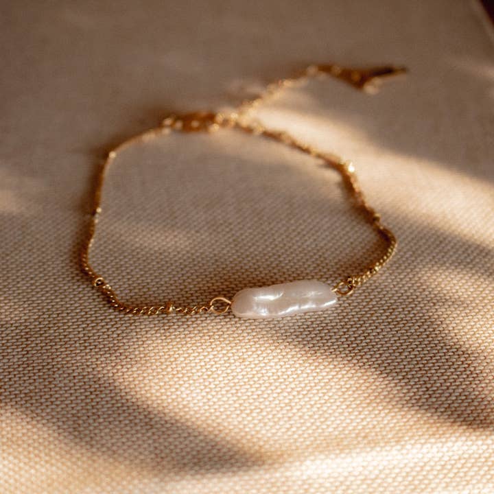 braccialetto annie per la vendita all'ingrosso da parte di Black Sheep Jewelry