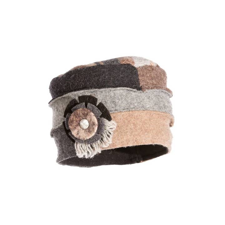 Baabaazuzu - Wholesale Beanie - Women's - Cloche Hat - Ready to Ship3