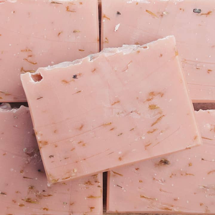 Rose Sauvage pour la vente par Gilded Goose Collection