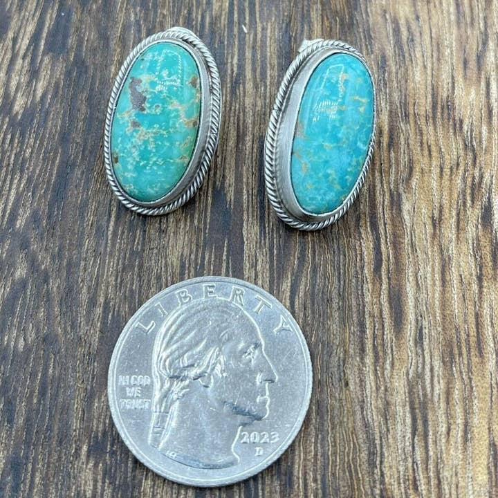Native City Jewelry - Wholesale Knopjes/oorstekers - Inheemse Amerikaanse Navajo handgemaakte zilveren Sonoran turkoois oorstekers1