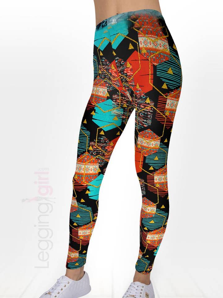 Legging en patchwork imprimé FeatherSoft pour femmes pour la vente par LeggingGirl.com