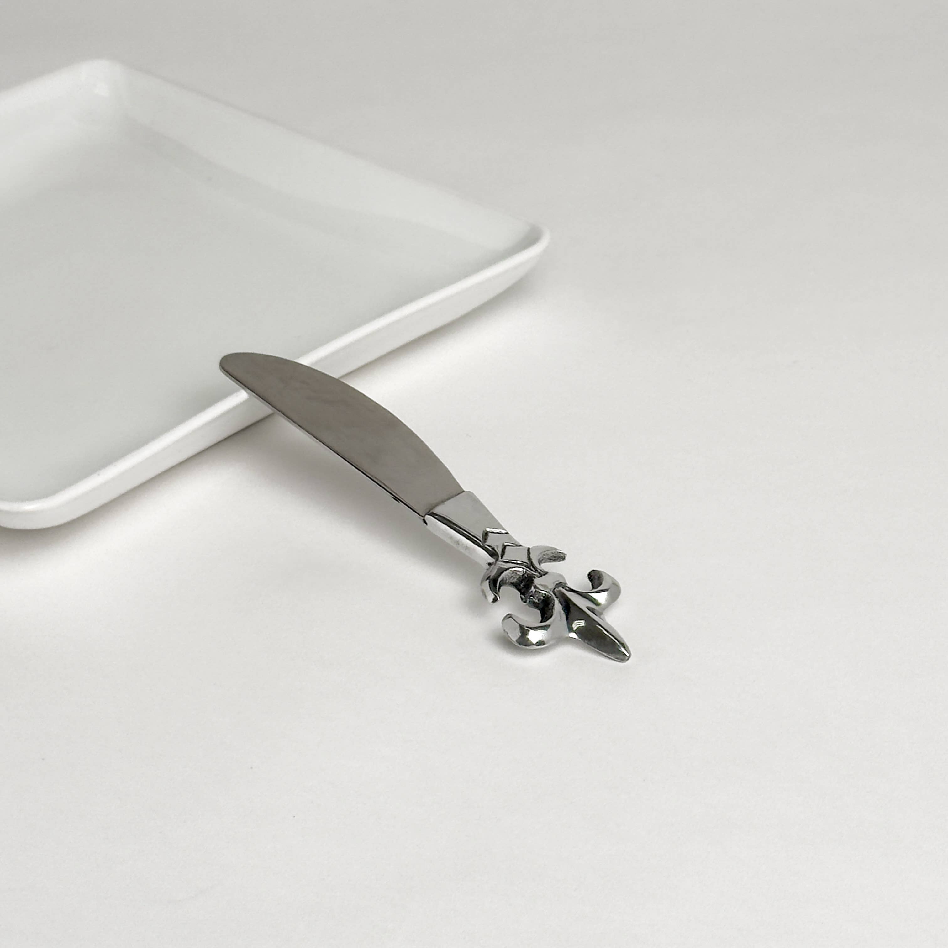 India Handicrafts Inc - Wholesale Cheese Spreader - Fleur De Lis Cheese Spreader3