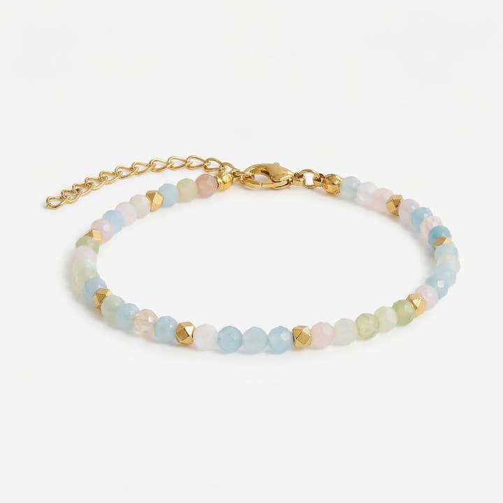 Bracelet en morganite or pour la vente par Blue Buddha Jewelry