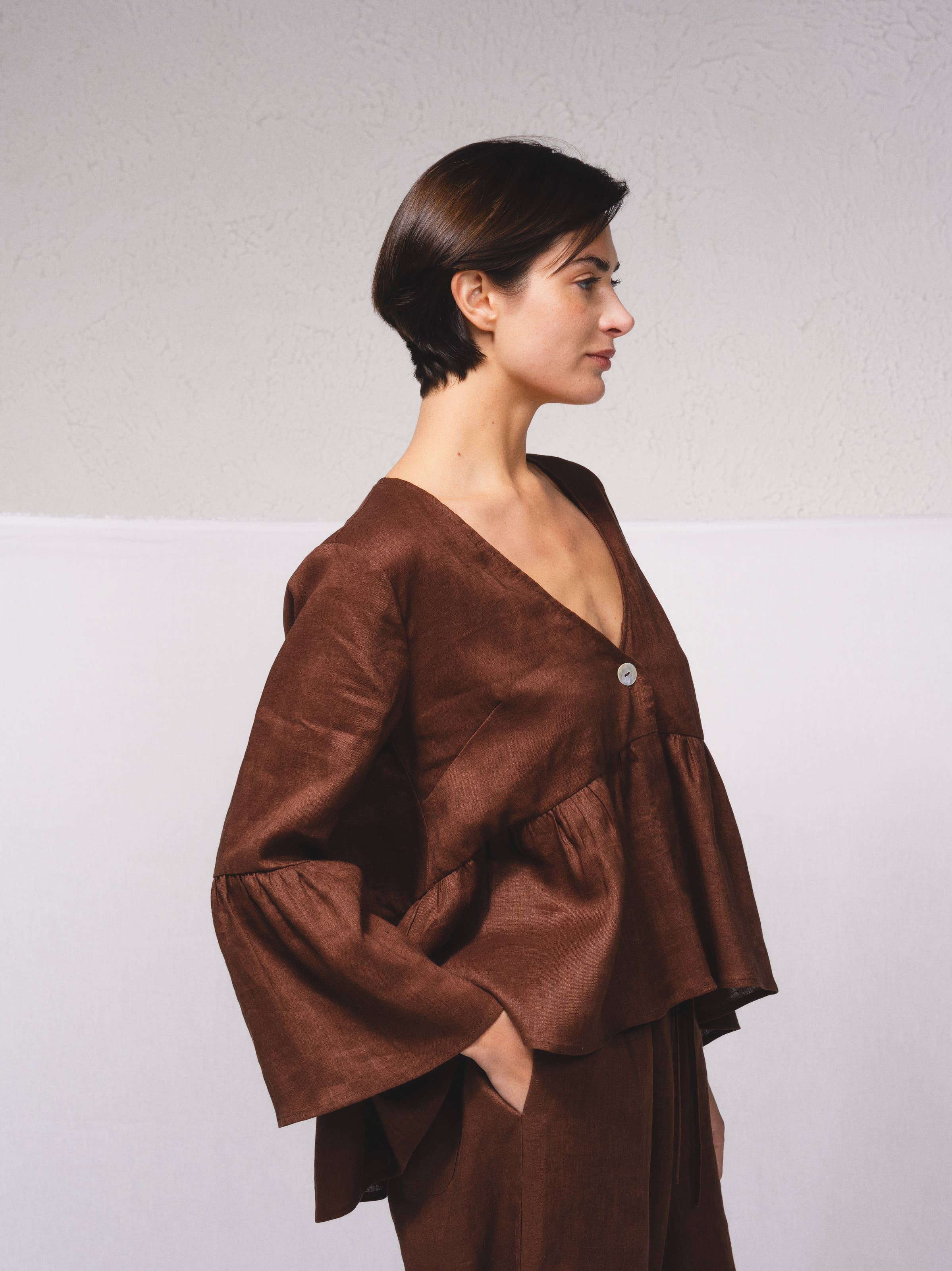 SMF - Wholesale Blouse - Women's - 259634 - Linen blouse with V-neck10