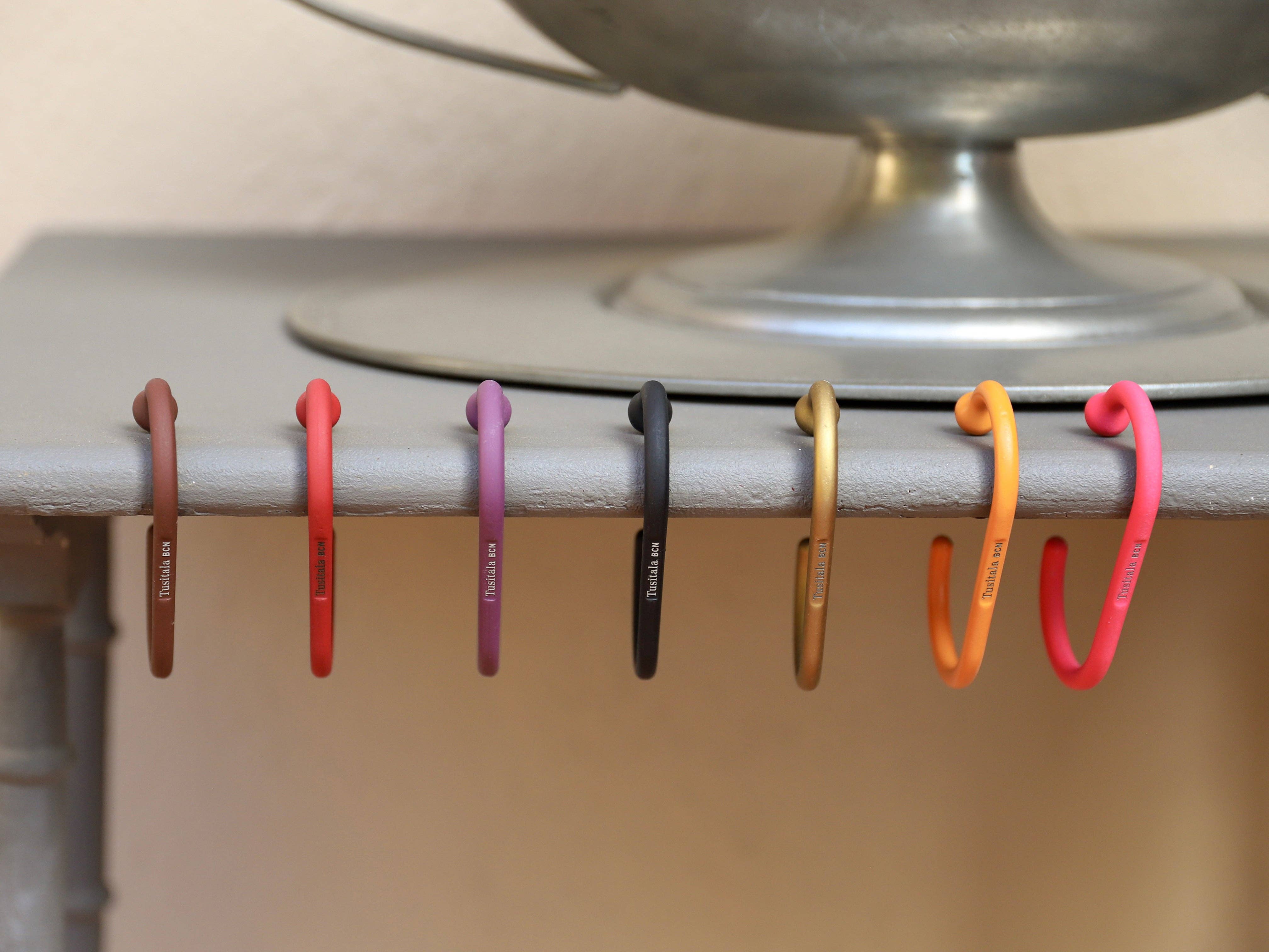 Tusitala Barcelona - Wholesale Purse Hook/Hanger - Women's - Bag hook: CuelgaB - Bag Hook11