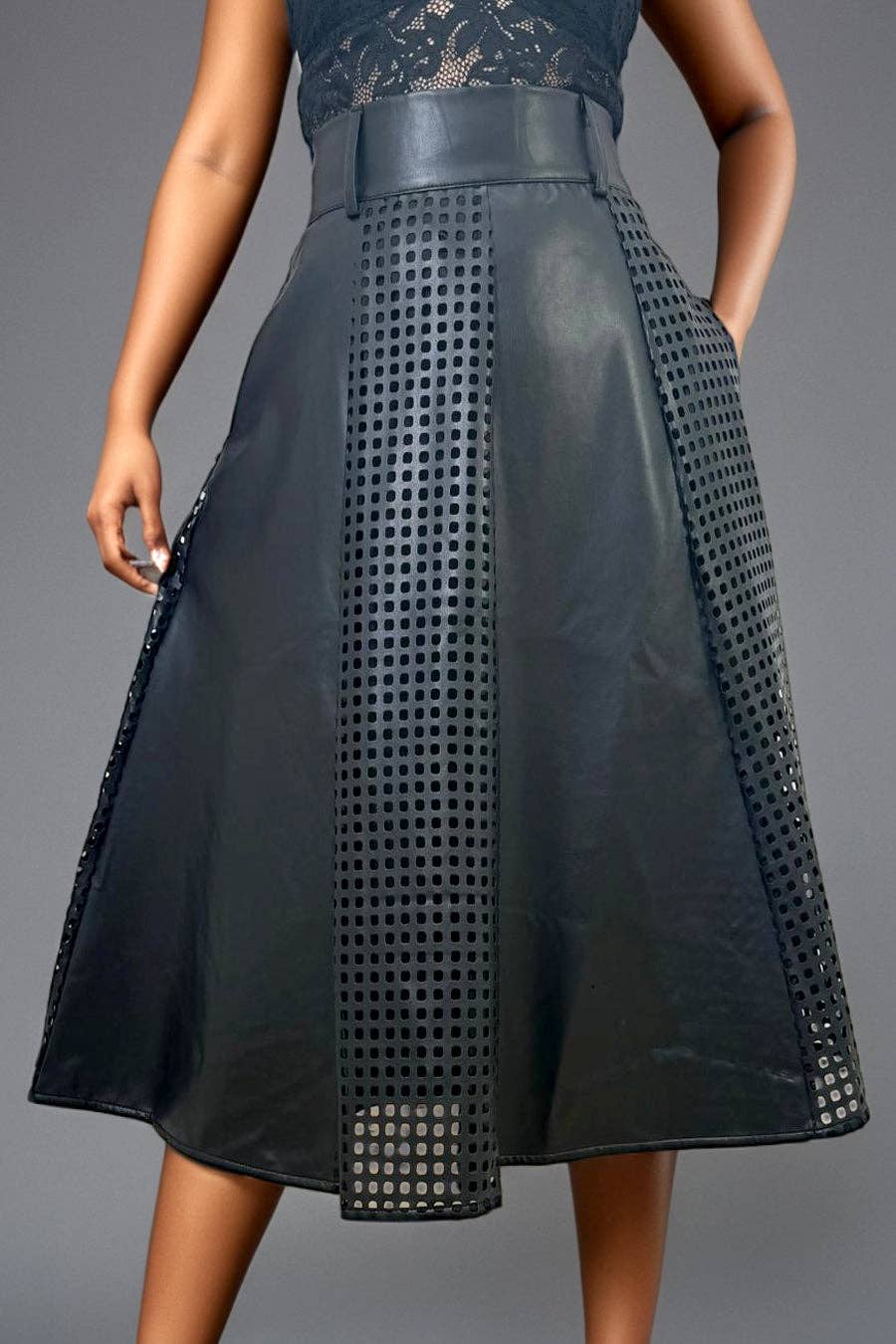 BLACK T80145 SET for wholesale on Faire2