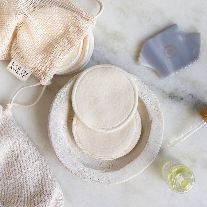 Earth Ahead - Wholesale Makeup Remover - 20 Extra Soft Reusable Hemp Makeup Pads in Cotton Wash Bag1