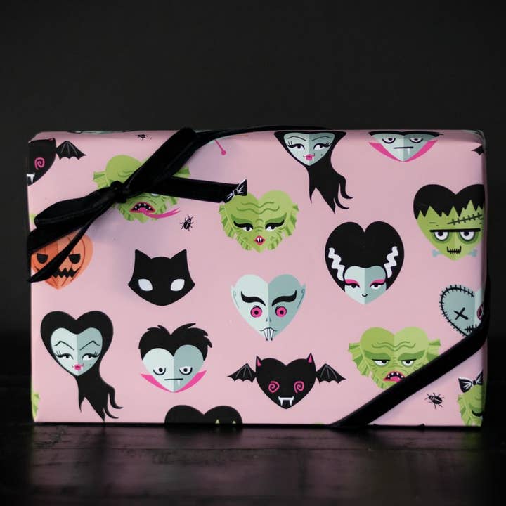 Emballage cadeau Pink Monster Love (1 feuille) pour la vente par Spooky Cat Press