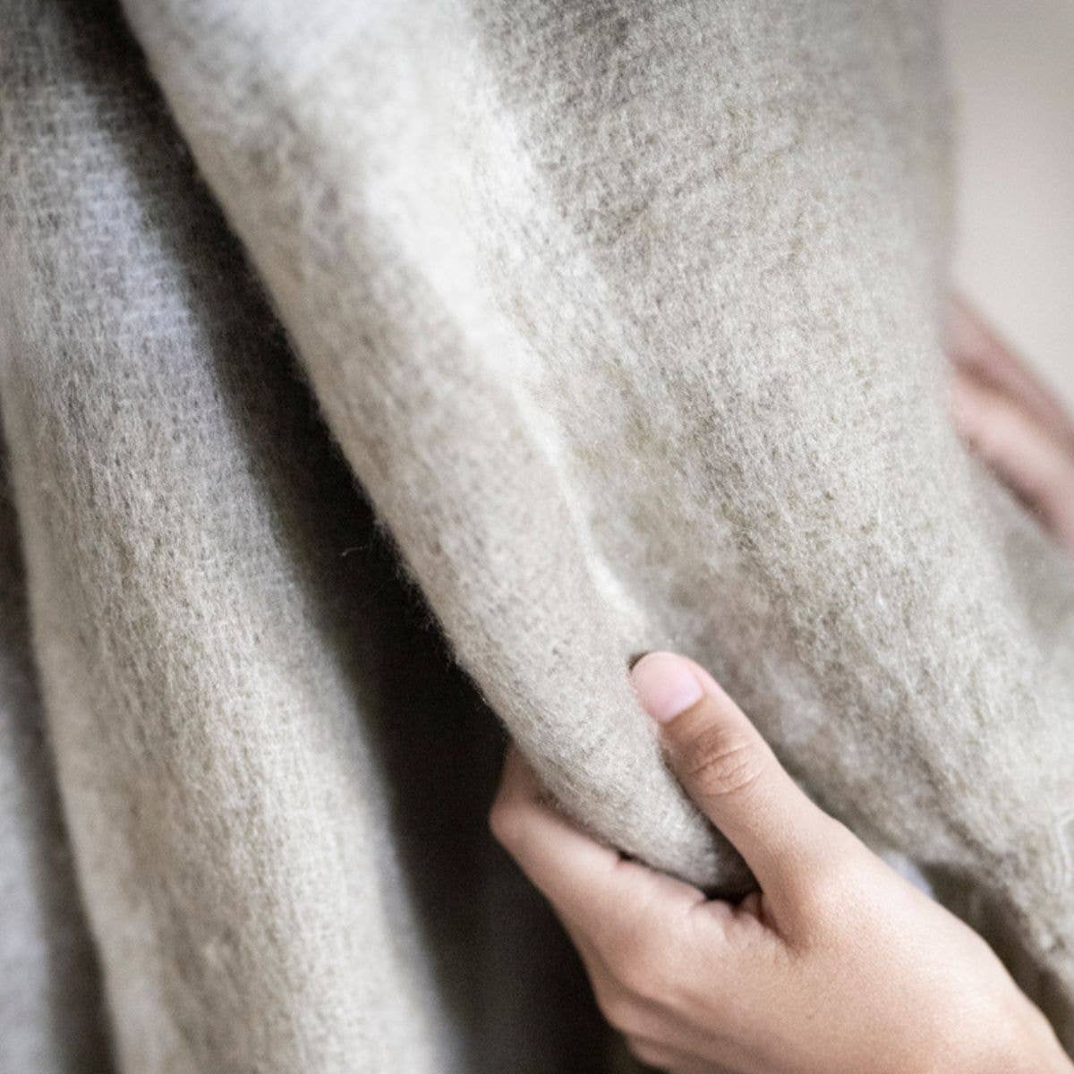 Andrea House - Wholesale Throw Blanket - Beige plaid wool blanket for sofa5