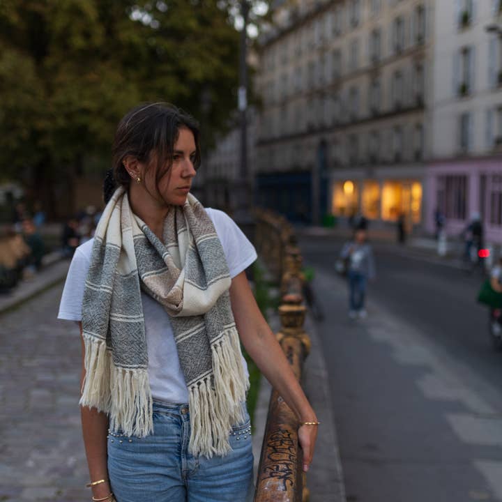 Châle Caiti pour la vente par Casa Cordillera