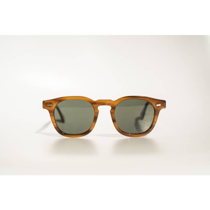 Humphrey (blond) för wholesale av Essential Glasses