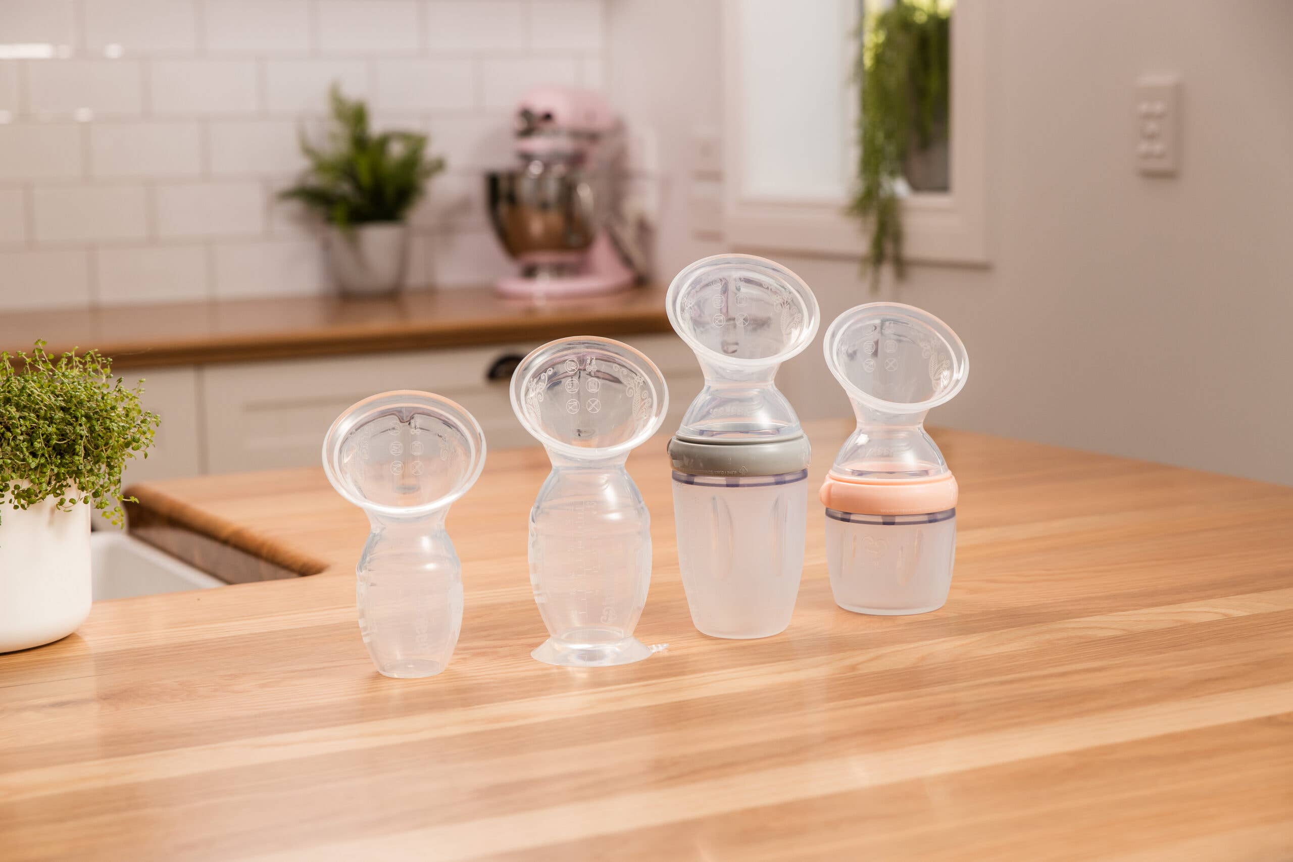 haakaa UK – wholesale Nursing pillow/pad – Maternity – Gen. 1 Silicone Breast Pump - 100ml3