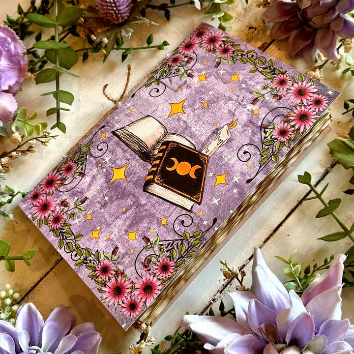 NOMAD Moon Magic - Vendita all'ingrosso Diari/agende - Diario estetico vintage fatto a mano, design Witchy Bookish