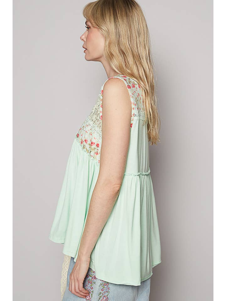 Pol Clothing - Wholesale Knit Top - Women's - V-neck sleeveless floral lace contrast knit top SALE