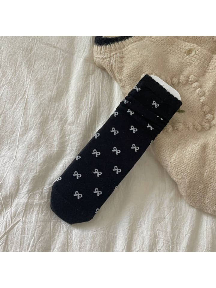 JOSSLYN by wall to wall - Wholesale Socks - Women's - MULTI BOW MID CALF LENGTH SOCKS | 40S02058