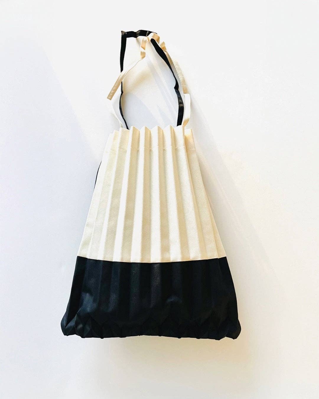 Mountparker - Wholesale Tote Bag - Women's - Urban Pleated Tote8