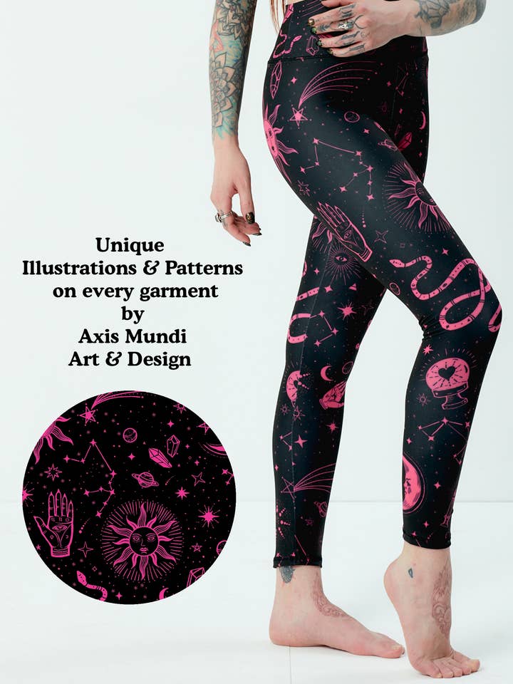 Leggings de sorcière à motif noir et rose, vêtements d'Halloween pour la vente par Axis Mundi Art & Design