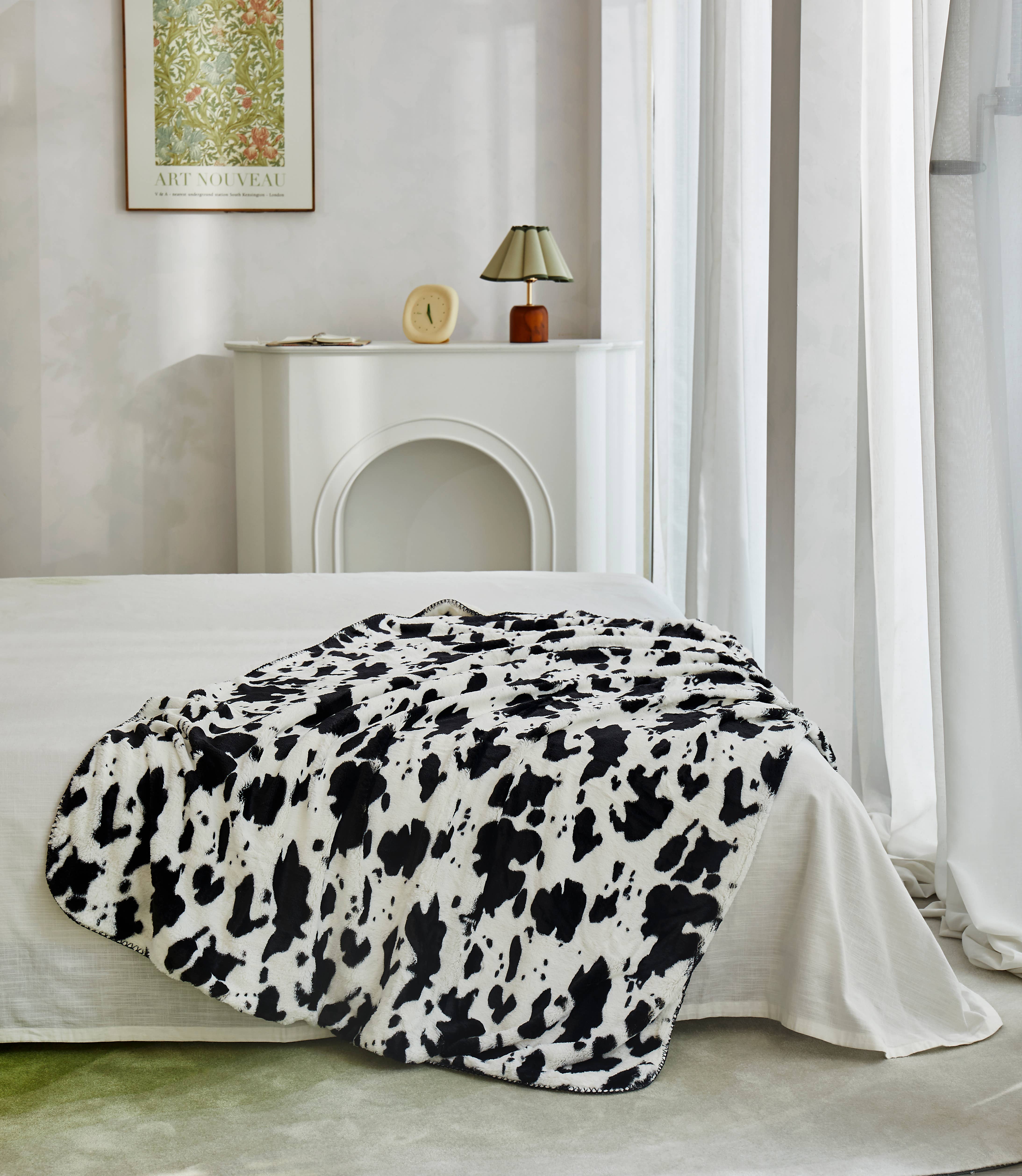 Duke Imports - Wholesale Throw Blanket - "Cow Skin" Faux Fur Plush Throw Blanket - 50"x70"2