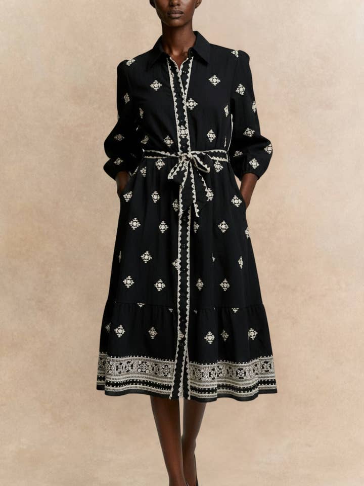 Robe chemise noire midi Yasmine pour la vente par ANNICK