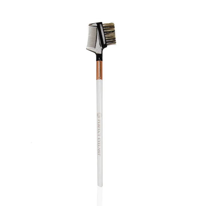 Brosse et peigne à sourcils pour la vente par PE Cosmetics
