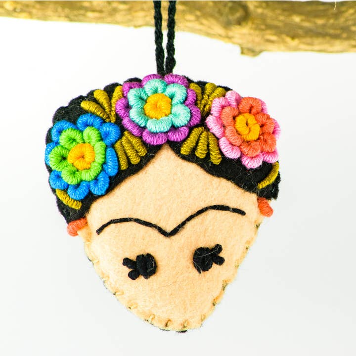 Adorno navideño bordado con fieltro de Frida Kahlo - México para venta al por mayor de Lumily