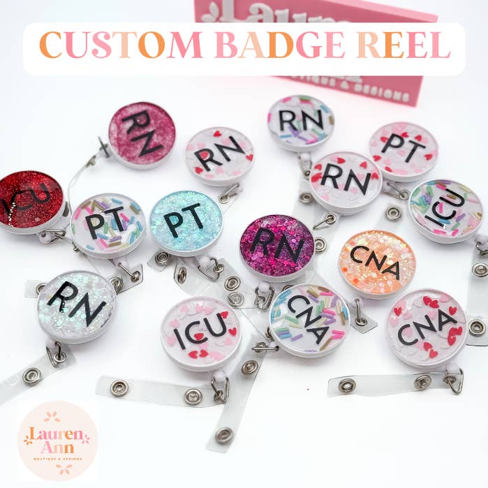 Rollo de insignias para personal médico y enfermero para venta al por mayor de Lauren Ann Boutique & Designs