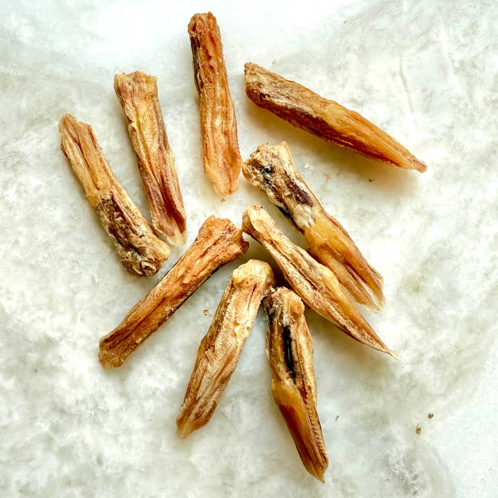 Golden Nibbles - Wholesale Pet Treats - Dog - Duck Tongues - Freeze-Dried Treats for Dogs & Cats1