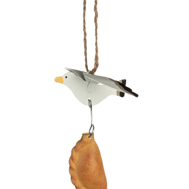 Shoeless Joe Ltd - Wholesale Ornament - Seagull Steals Pasty0