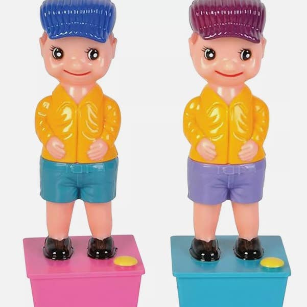 NOVELTIES WHOLESALE INC – wholesale Gag gift/novelty gift – Squirting Wee Pee Boy-A Retro Classic-Great Seller 7.5 inch1