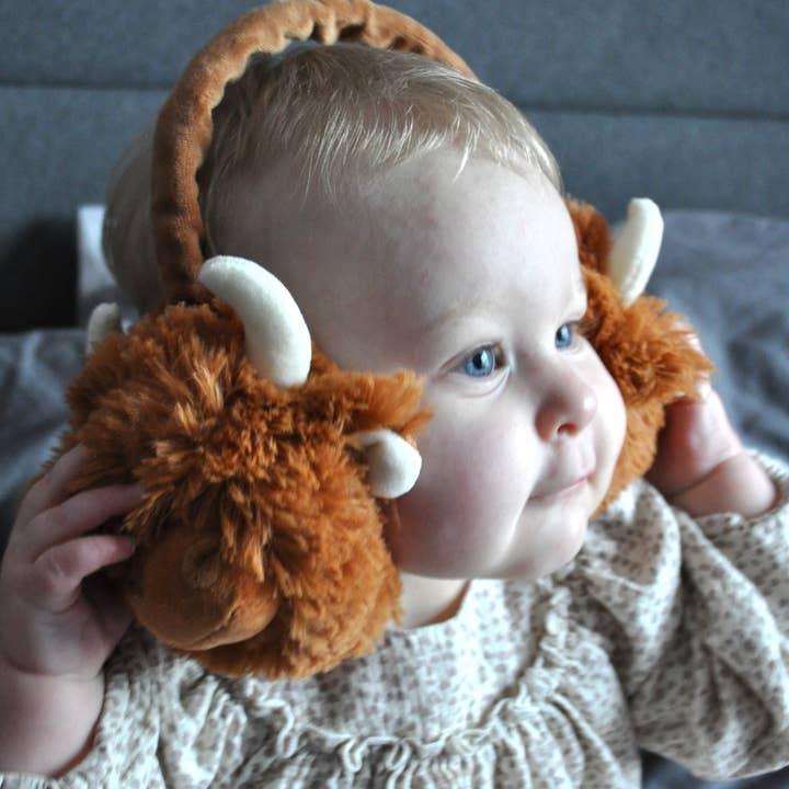 Jomanda Soft Toys & Accessories – Engroshandel Ørevarmere – til børn – Highland Cow Ørekopper - Justerbar - Til alle aldre