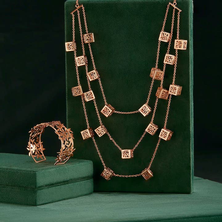 COFFRET CADEAU NOOR MINI pour la vente par Dhwani Bansal