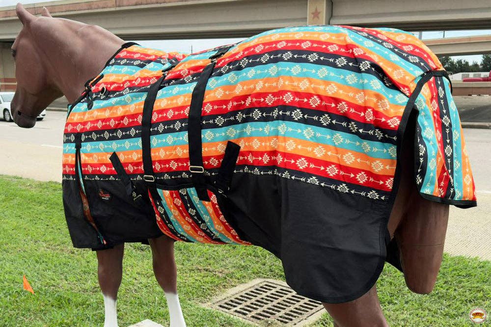 Tribal HILASON 1200D Couverture d'Hiver Imperméable pour Cheval en Poly avec Sangle Ventrale | Couvertures de Sortie pour Chevaux en vente sur Faire2