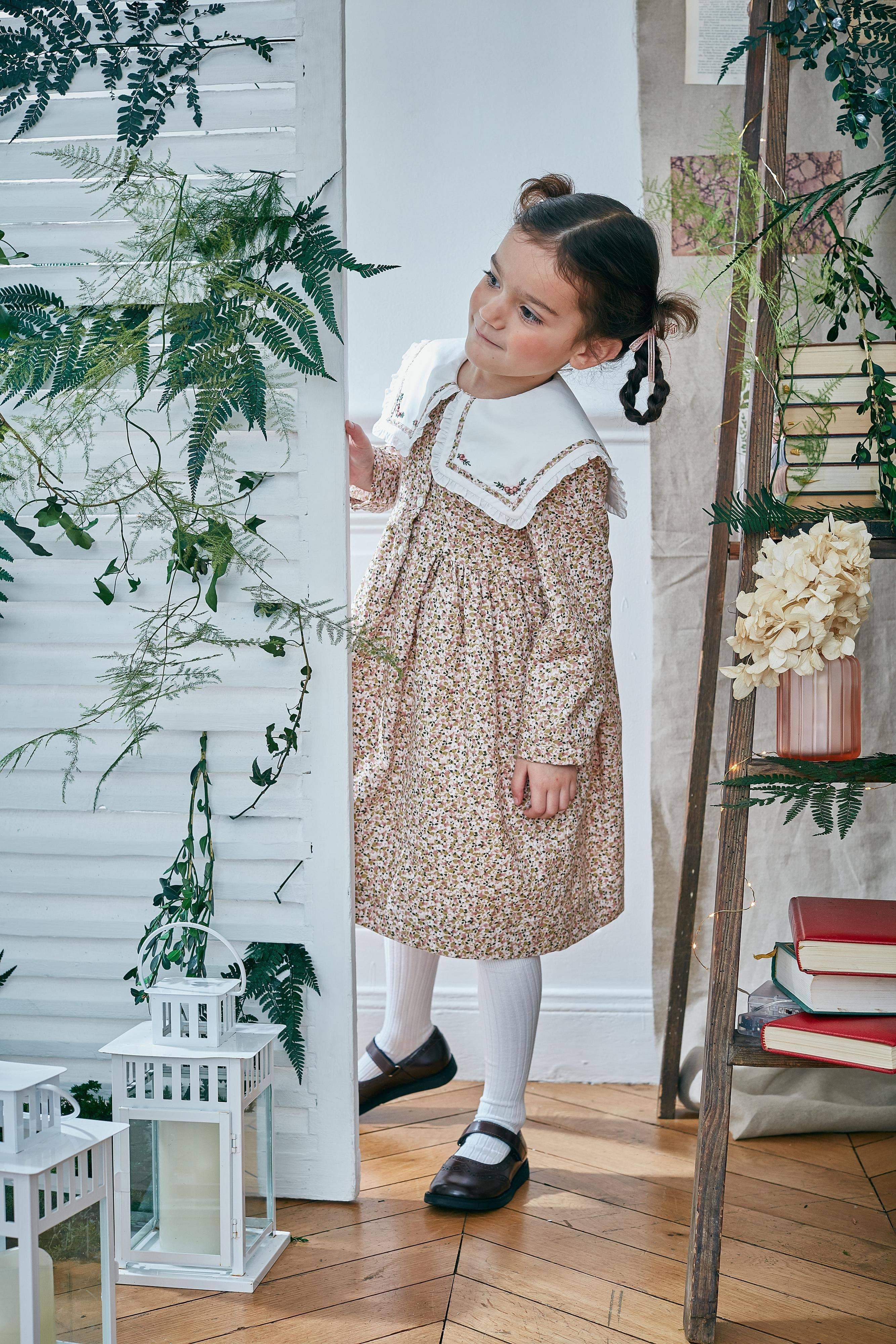 Kidiwi handmade - Wholesale Dress - Kids - Paola, Ruffled sailor collar dress with pink and khaki floral print embroidery2