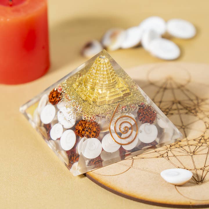 Soothing Crystals - Wholesale Spiritual Stone/Crystal - Orgone Pyramid | Gomti Chakra Pyramid | Healing Crystal1