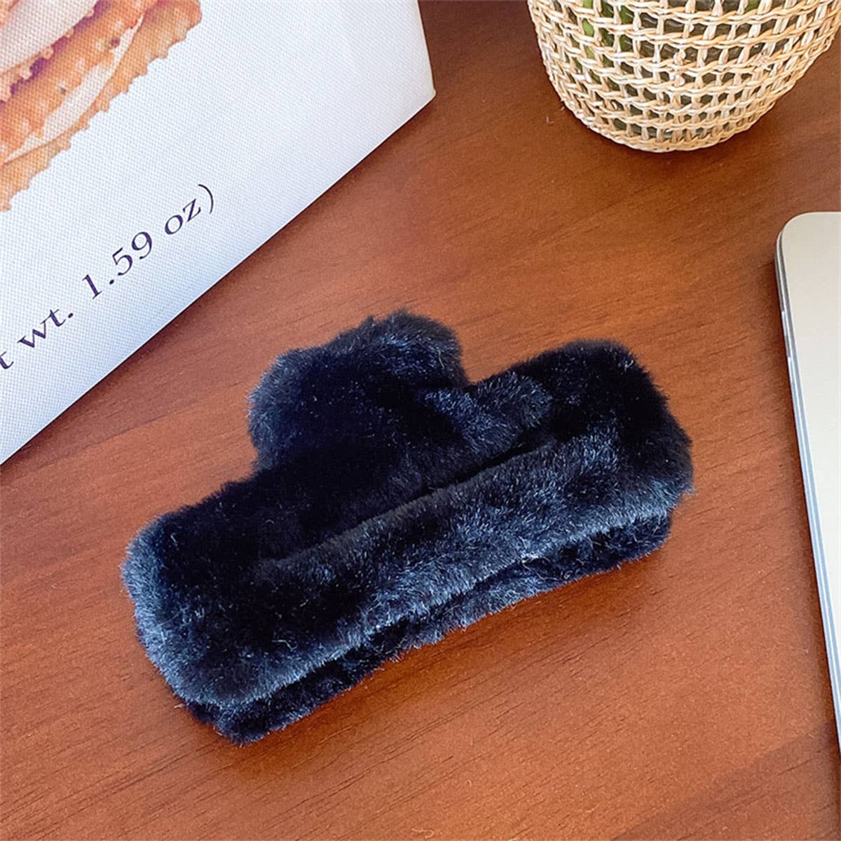 ACCITY - Wholesale Hair Clip - Women's - Faux Rabbit Fur Hair Claw - Elegant Winter Style_CWABE01982