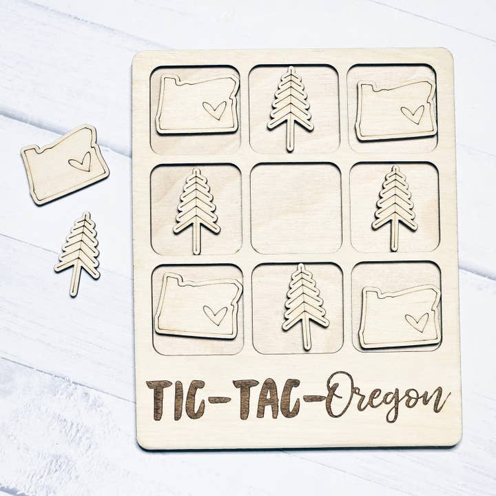 Oregon Tree Tic-Tac-Toe-spel för wholesale av The Trendy Traveler