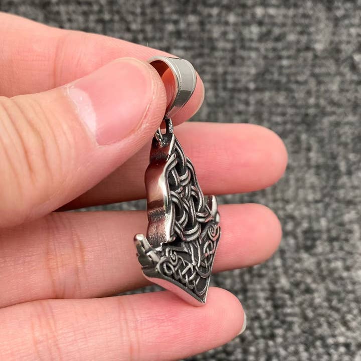Mio Queena - Wholesale Pendant/Charm Necklace - Viking Trinity Celtic Knot S.Steel Arrow Pendant - MJ/MNP