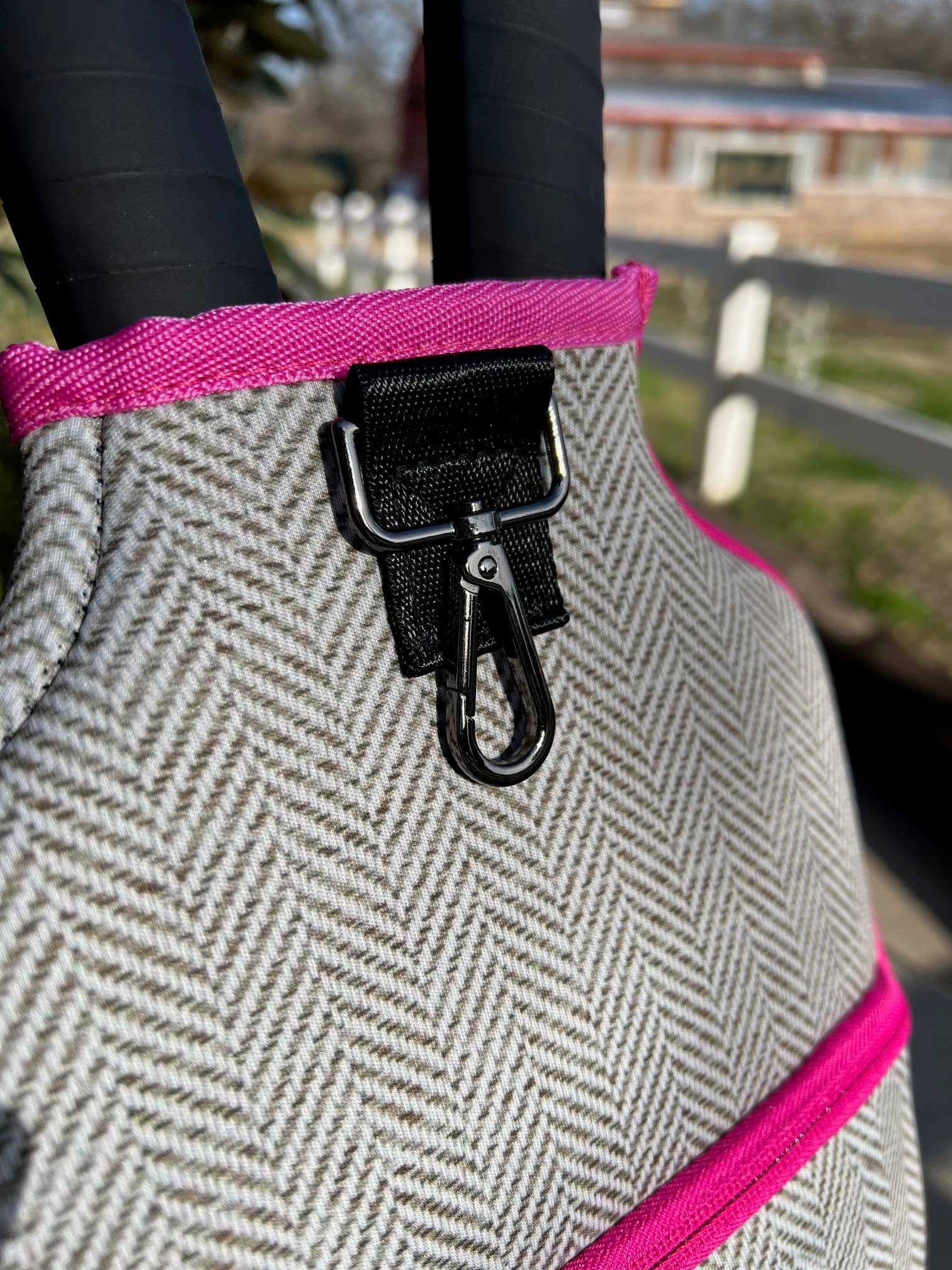 TAYLOR GRAY - Wholesale Sporting Accessories - The Cathy Pickleball Paddle Cover | shoptaylorgray2