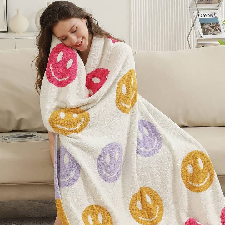 MiMi Wholesale - Wholesale Throw Blanket - JCL6011 Superlux Multi Color Smiley Blanket0
