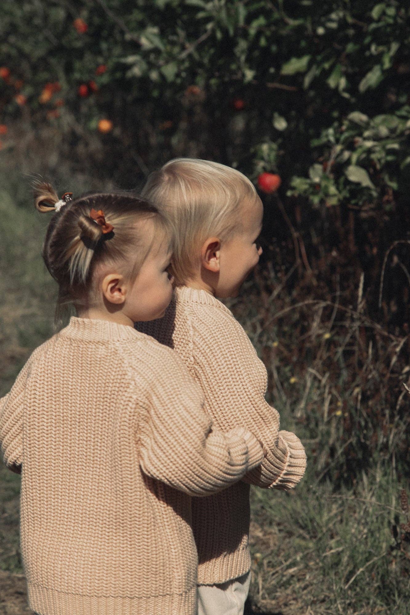 Minnie & Monty – wholesale Cardigan – Baby – Organic Cotton Chunky Knit Cardigan in Nude1