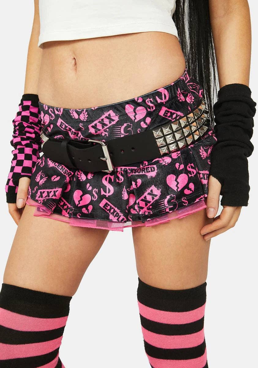 Funk Plus – Großhandel Gürtel – Damen – BT104 Gürtel mit 3 Reihen silberner Pyramidennieten und abnehmbarer Rollenschnalle2