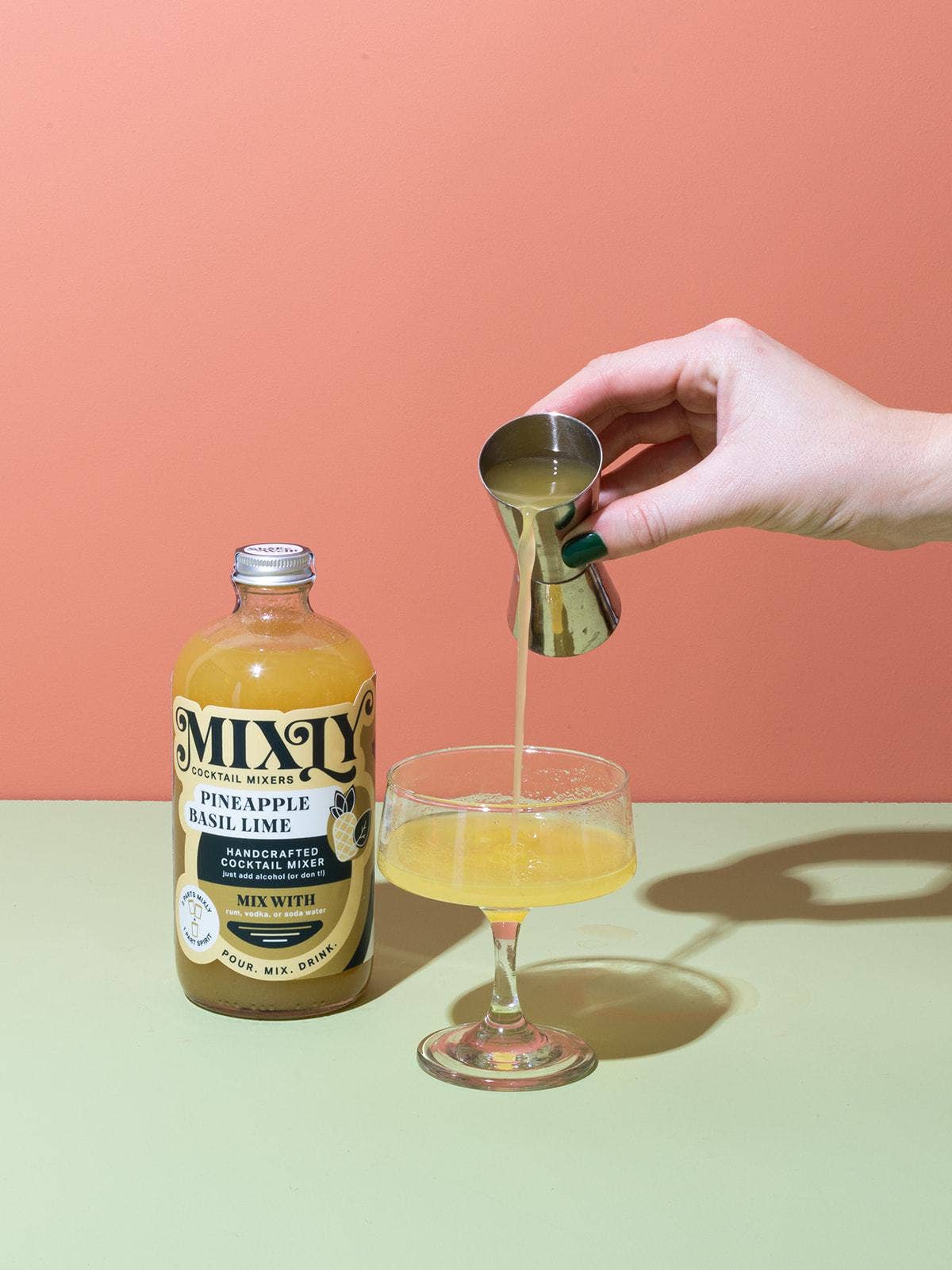 Mixly - Wholesale Cocktail Mix/Syrup - Pineapple Basil Lime Cocktail / Mocktail Beverage Mixer 16oz6