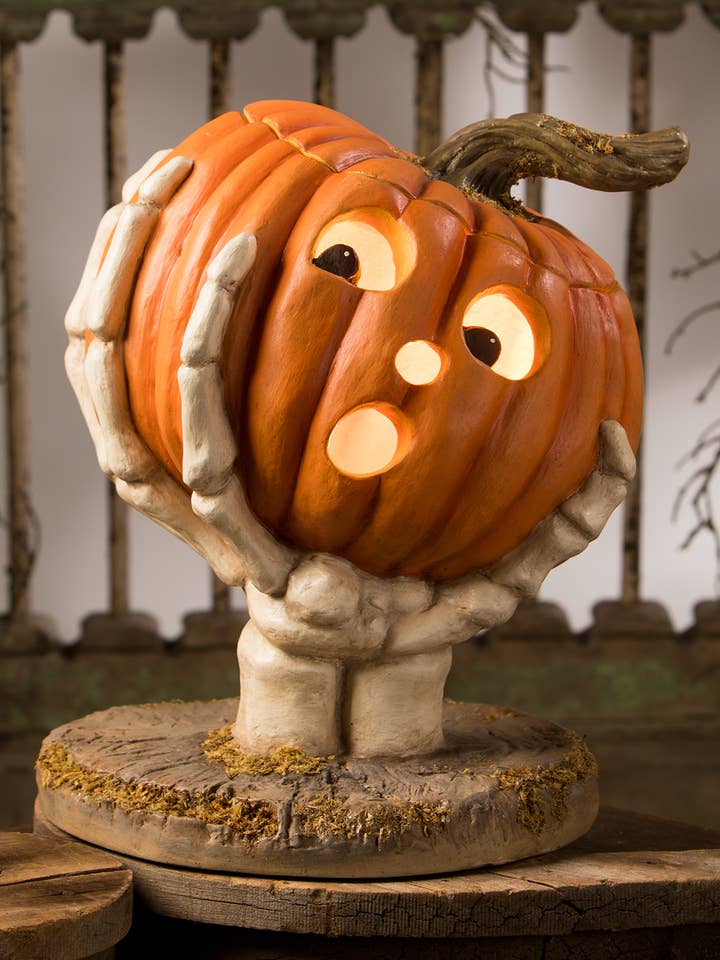 Ut-oh Gotcha Pumpkin for wholesale by Bethany Lowe Designs