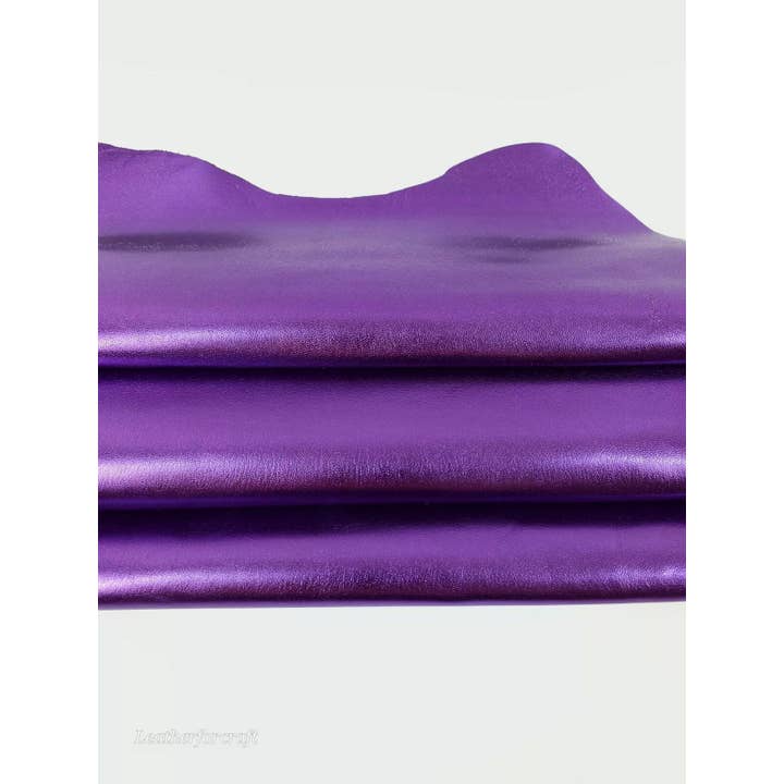 Leatherforcraft - Wholesale Craft Supplies - Roxo 9040 Cabra Couro Metálico Suave