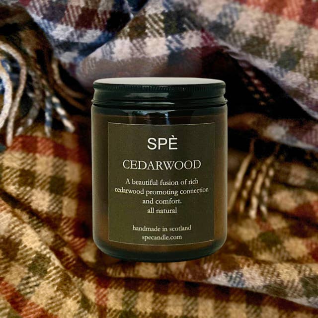 Cedarwood - Warm and Comforting - Soy Candle - 220ml for wholesale by SPÈ Atelier