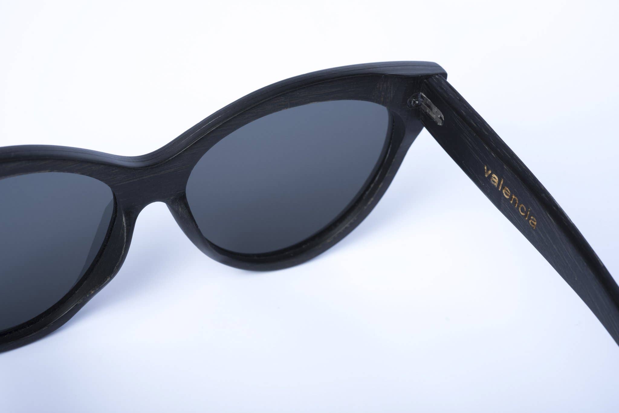 WearPanda - Wholesale Sunglasses - Unisex - Valencia Bamboo Sunglasses33