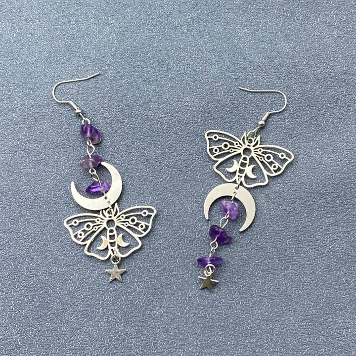 Mio Queena - Wholesale Dangle Earrings - Asymmetric Moon Moth Dangle Earrings - MS2